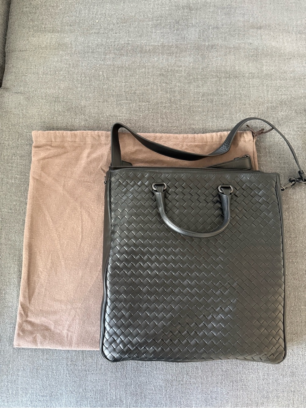 Bottega Veneta Black Intrecciato Leather Messenger Tote
